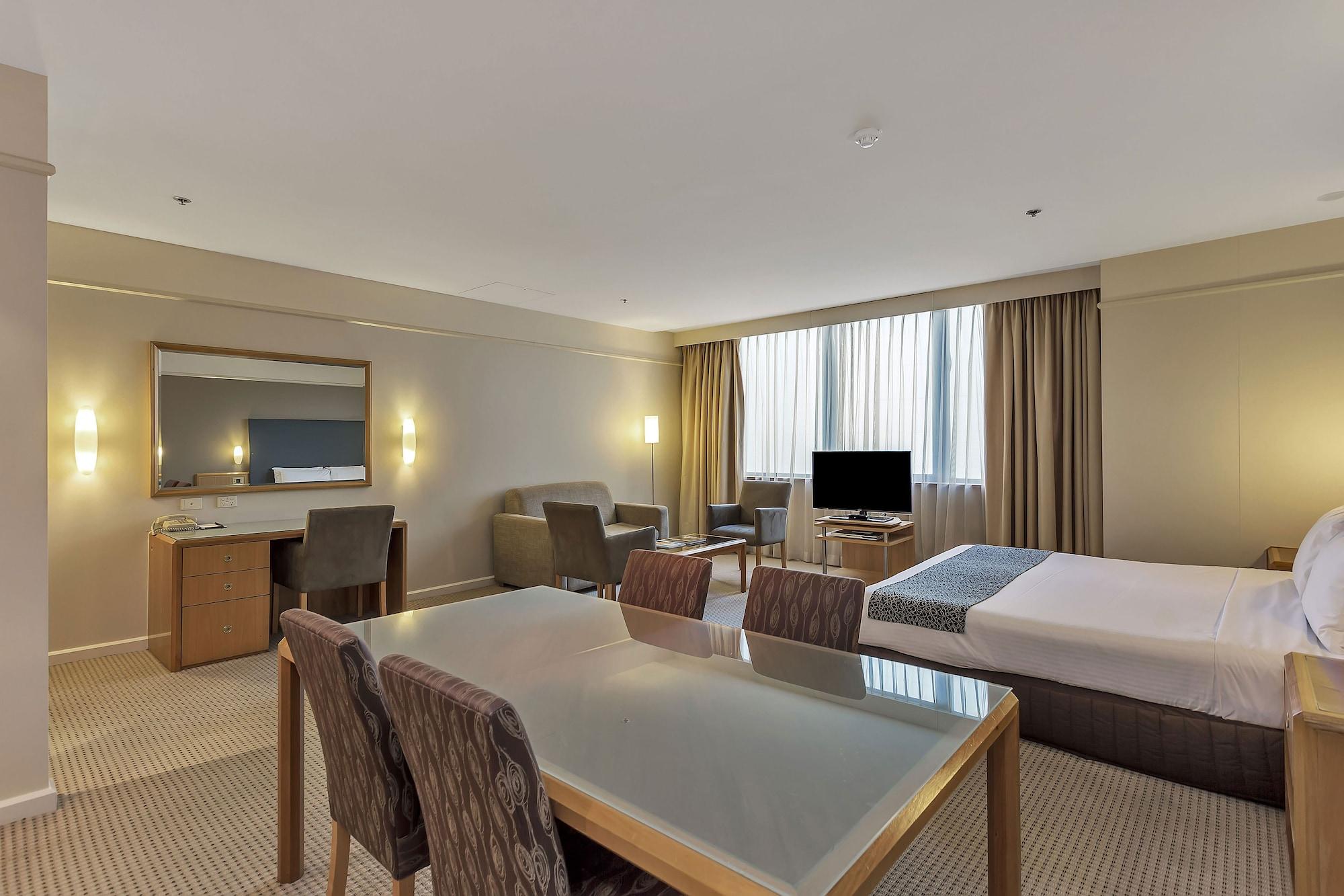 Stamford Plaza Adelaide Hotel Kültér fotó Suite