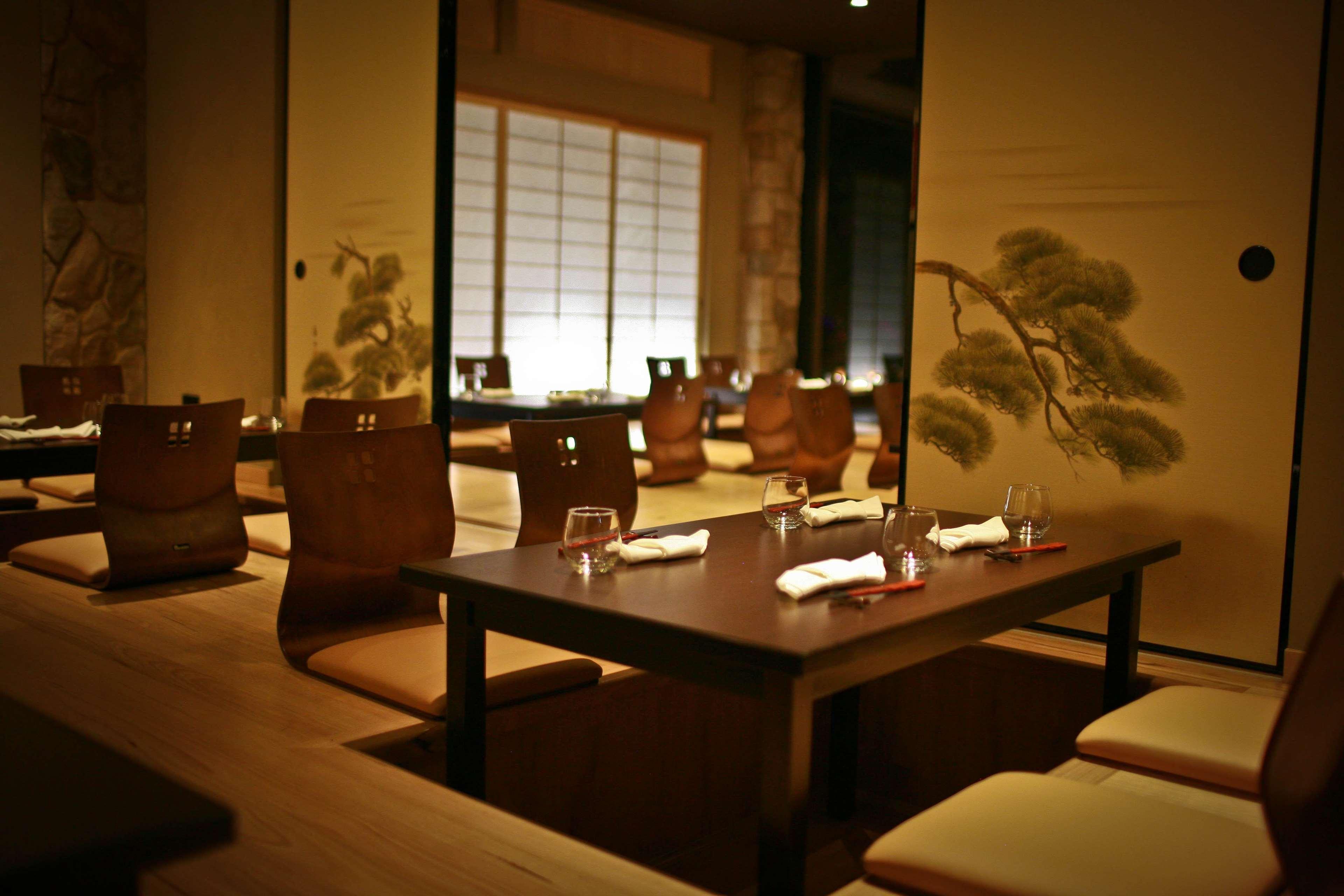 Stamford Plaza Adelaide Hotel Kültér fotó A restaurant in Kyoto